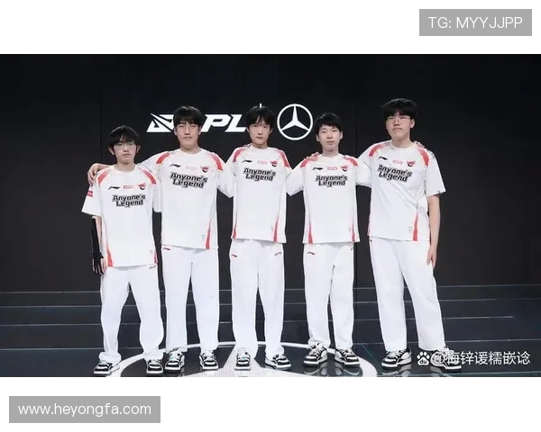 BLG激战100T巅峰对决展现中美战队实力与荣耀争锋